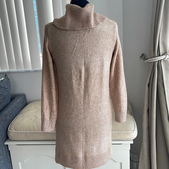 Banana Republic Camel Geo Cable Cowlneck Dress XS P - Picture 4 of 6